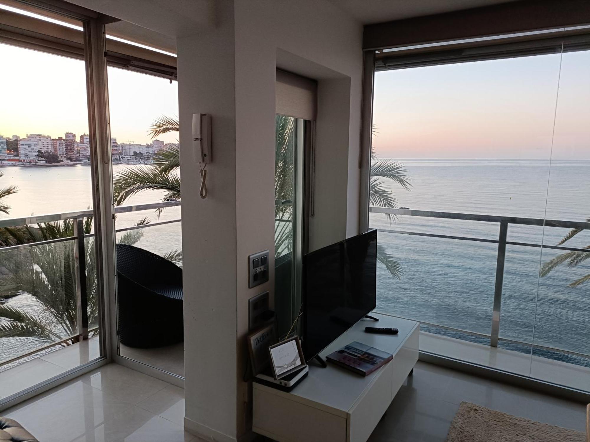 Superb Sea View Apartment Аликанте Экстерьер фото